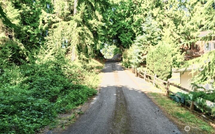 Property Photo:  157 Xx  72nd Avenue W  WA 98026 