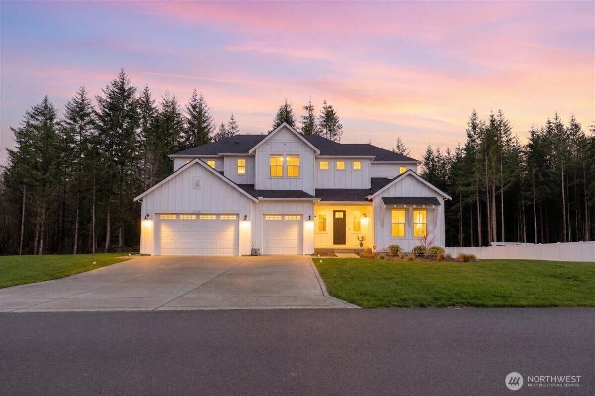 Property Photo:  10229  135th Avenue NE  WA 98258 