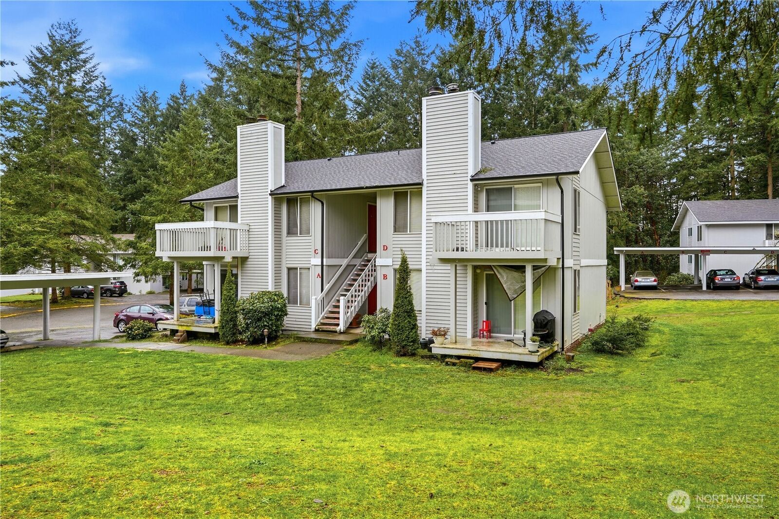 Property Photo:  34027  1st Place S  WA 98003 