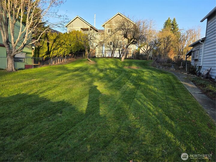 Property Photo:  1321  23rd Street  WA 98225 