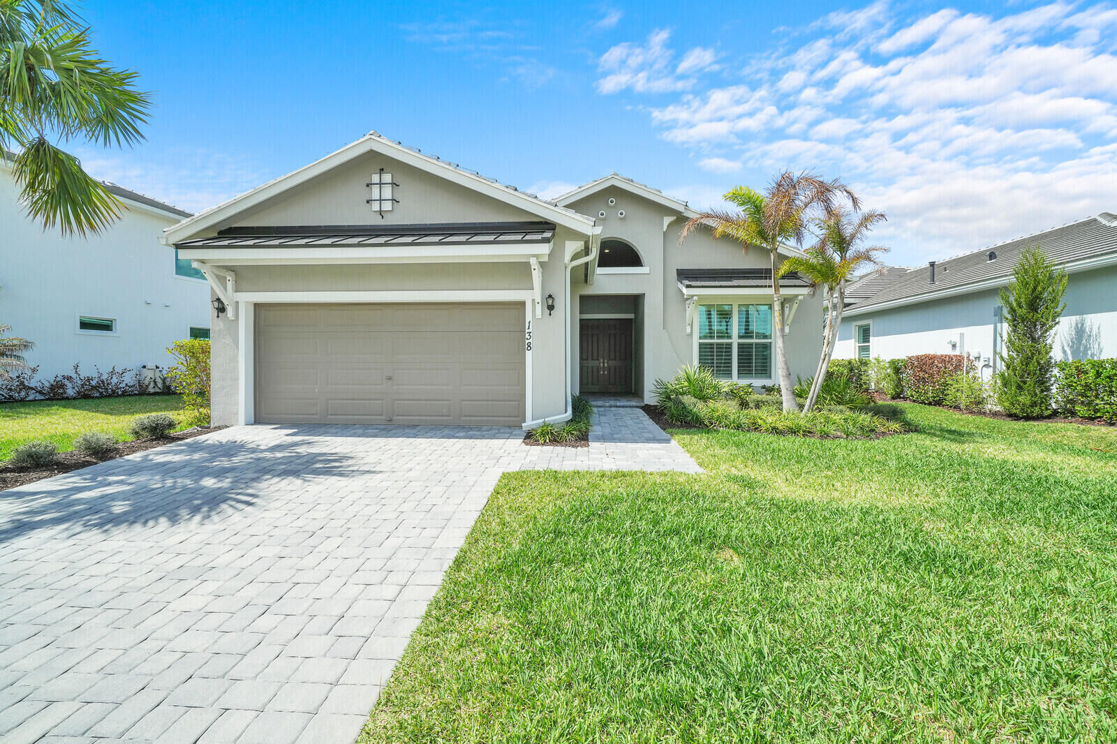 Property Photo: 138 SE Palma Street FL 34984