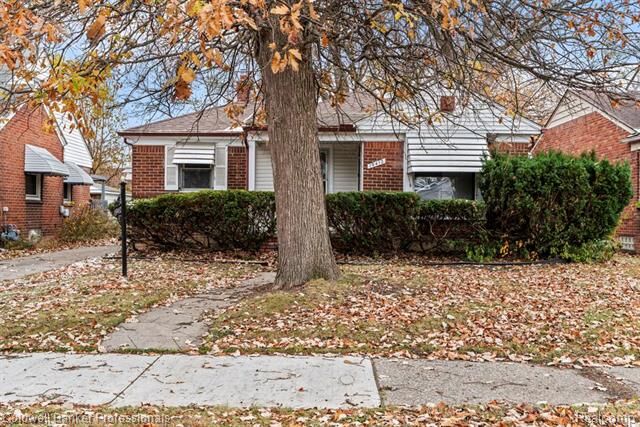 Property Photo: 19412 Sussex Street MI 48235