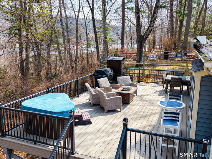 Property Photo:  21 Lakeview Boulevard  CT 06001 