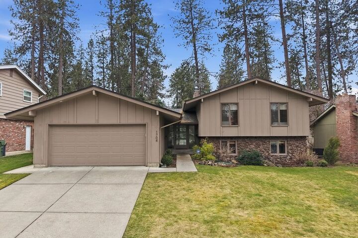 Property Photo: 1704 E 35th Ave WA 99203