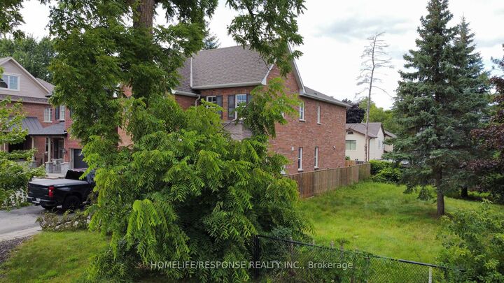 Property Photo:  20 James Scott Road  ON L3P 7X7 