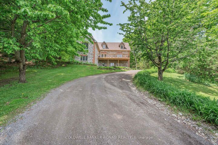 Property Photo:  38 Big Tree Circle  ON L0M 1M0 