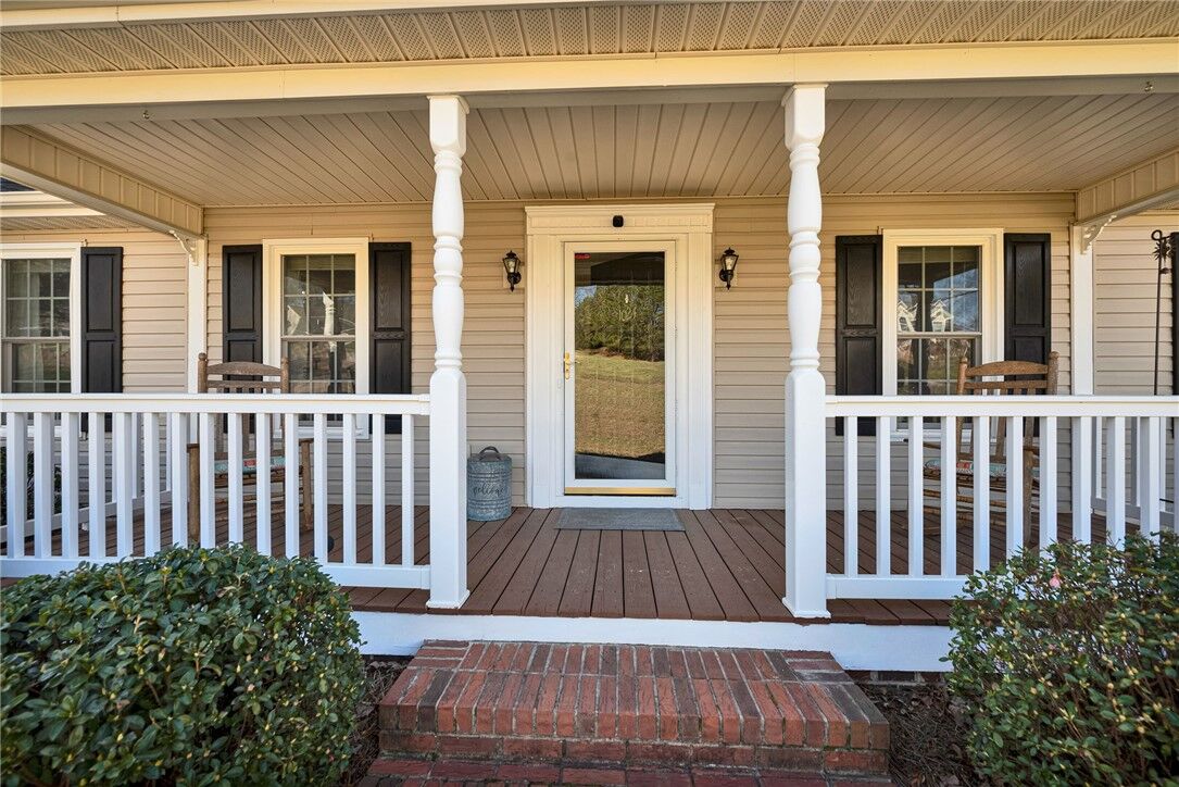 Property Photo:  1024 Old Mill Road  SC 29642 