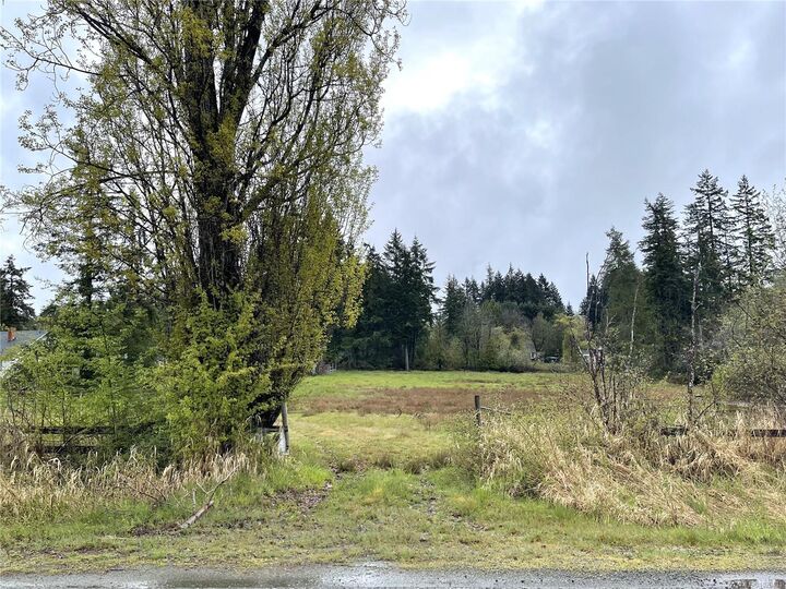 Lot B Chapman Rd — photo 1