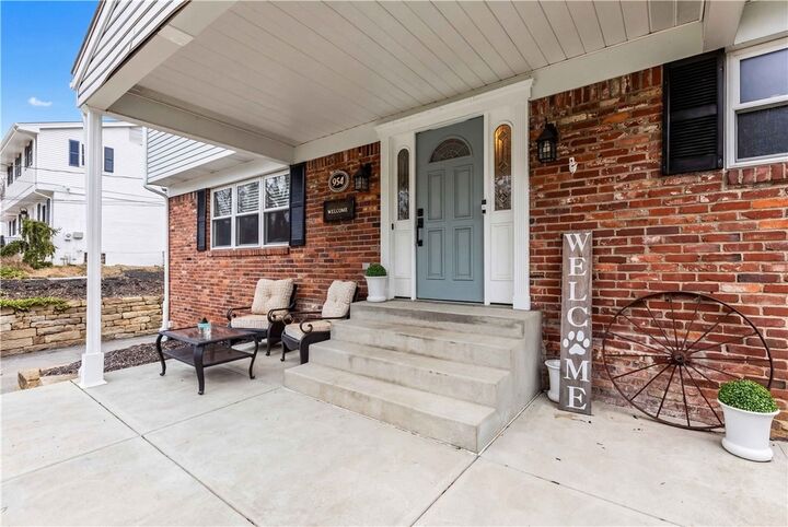 Property Photo:  598 Olive St  PA 15237 