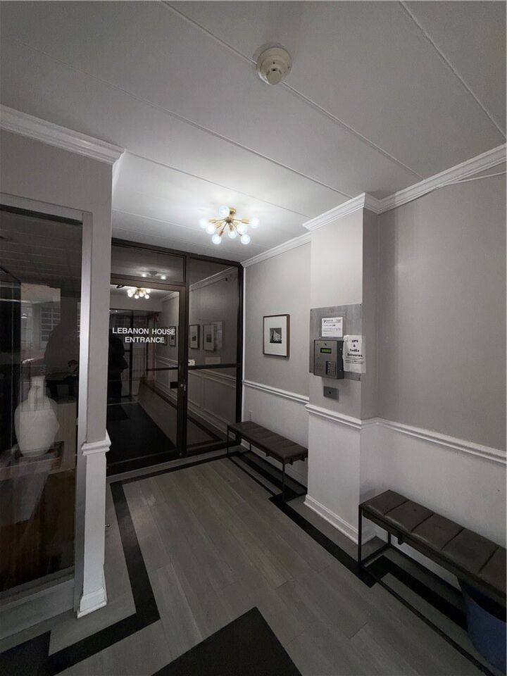 Property Photo:  520 Washington Rd 806  PA 15228 