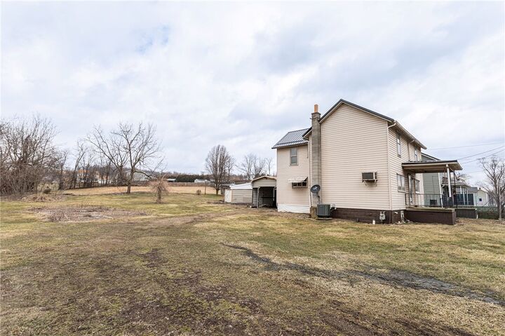 Property Photo:  2814 W Crawford Ave  PA 15425 