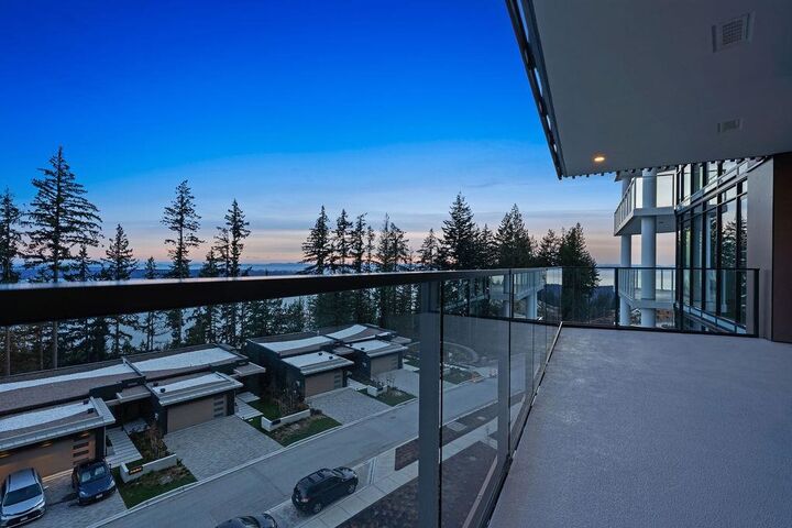 3963 Uplands Way 602 — photo 1