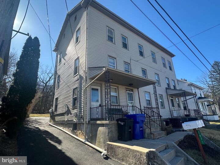 Property Photo:  2669 N Sherman Street 2671 3  PA 17406 