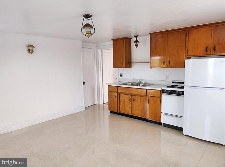 Property Photo: 516 Franklin Avenue 3rd Fl PA 19460