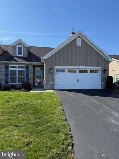 Property Photo:  6210 Rivendale Court  PA 17050 