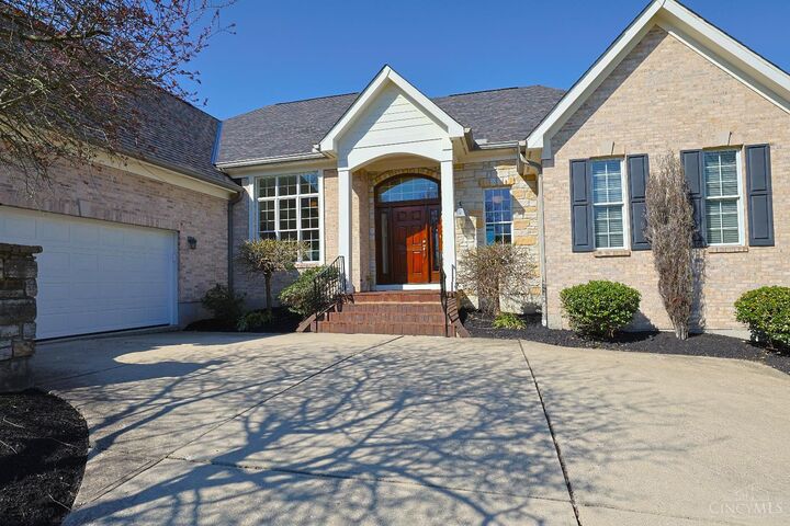 Property Photo:  10263 Ryans Way  OH 45241 