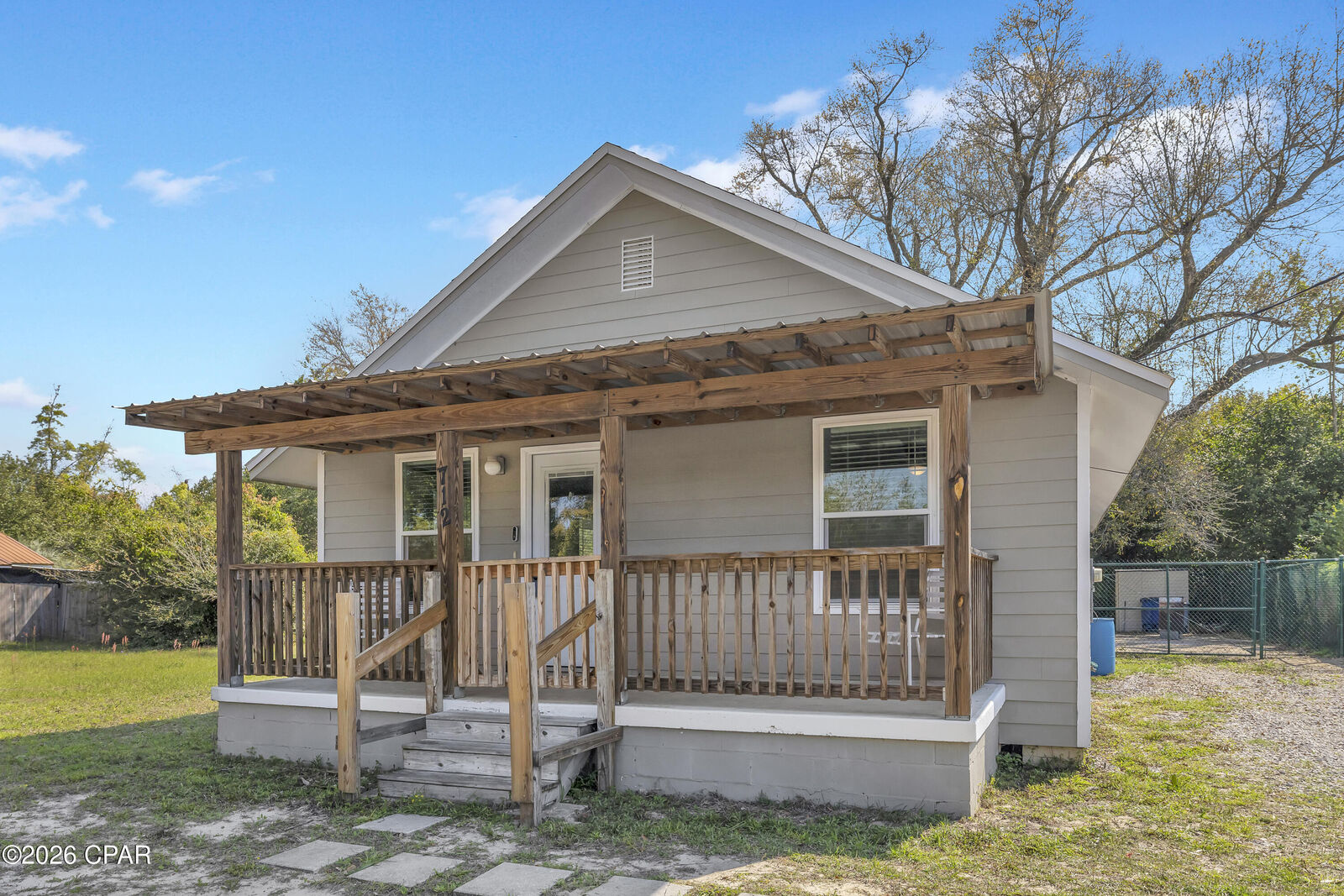 Property Photo: 712 College Avenue FL 32401