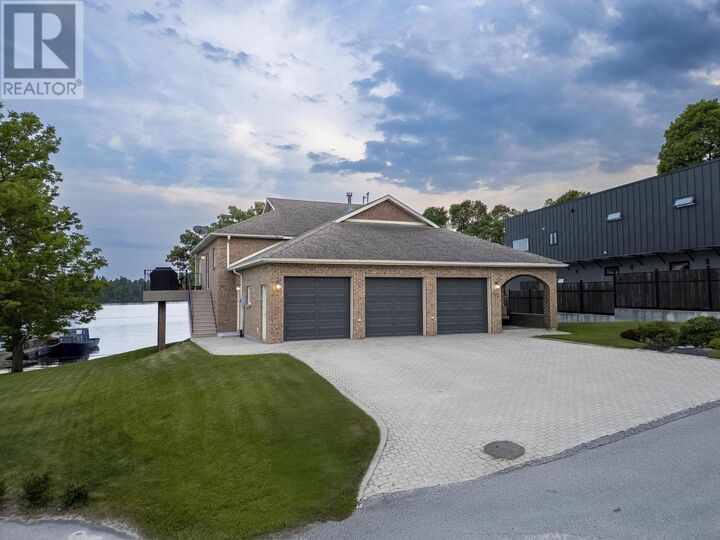 Property Photo: 110 Lakeside Crescent ON P9N 4H4