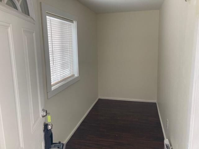 Property Photo:  714 College Avenue  MB R2W 1N5 