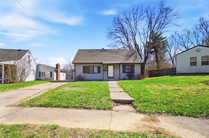 Property Photo:  1835 S Sweetbriar Lane  OH 45505 