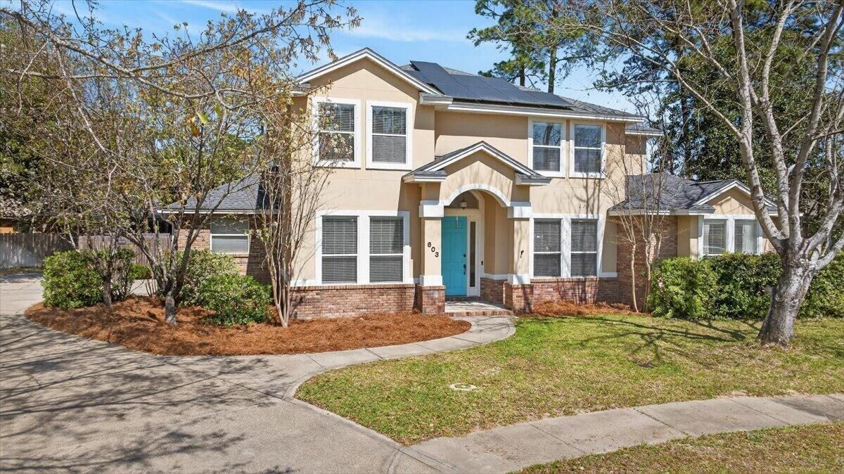 Property Photo:  603 Buckeye Court  FL 32578 