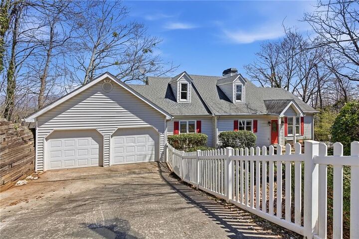 Property Photo: 1015 Eagle Ridge Road GA 30534