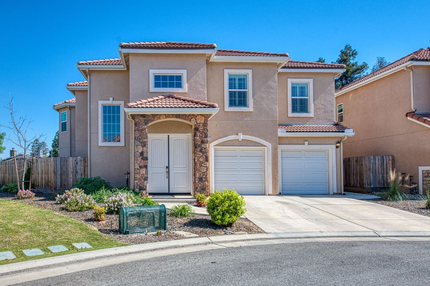 Property Photo:  4410 W Langden Drive  CA 93722 