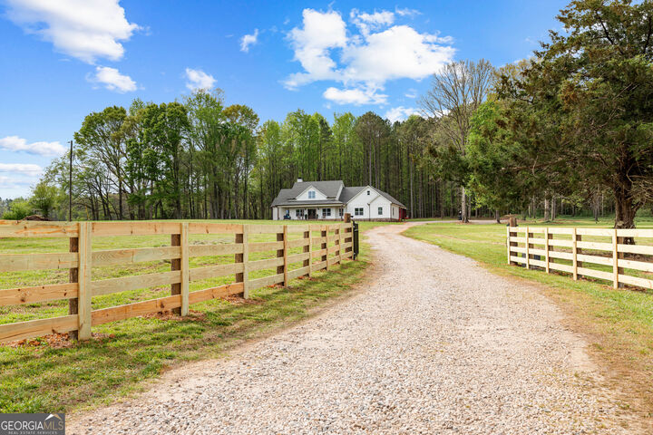 Property Photo:  302 Willowood Road  GA 30241 