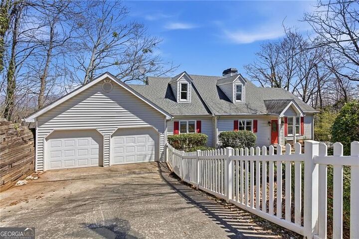 Property Photo: 1015 Eagle Ridge Road GA 30534