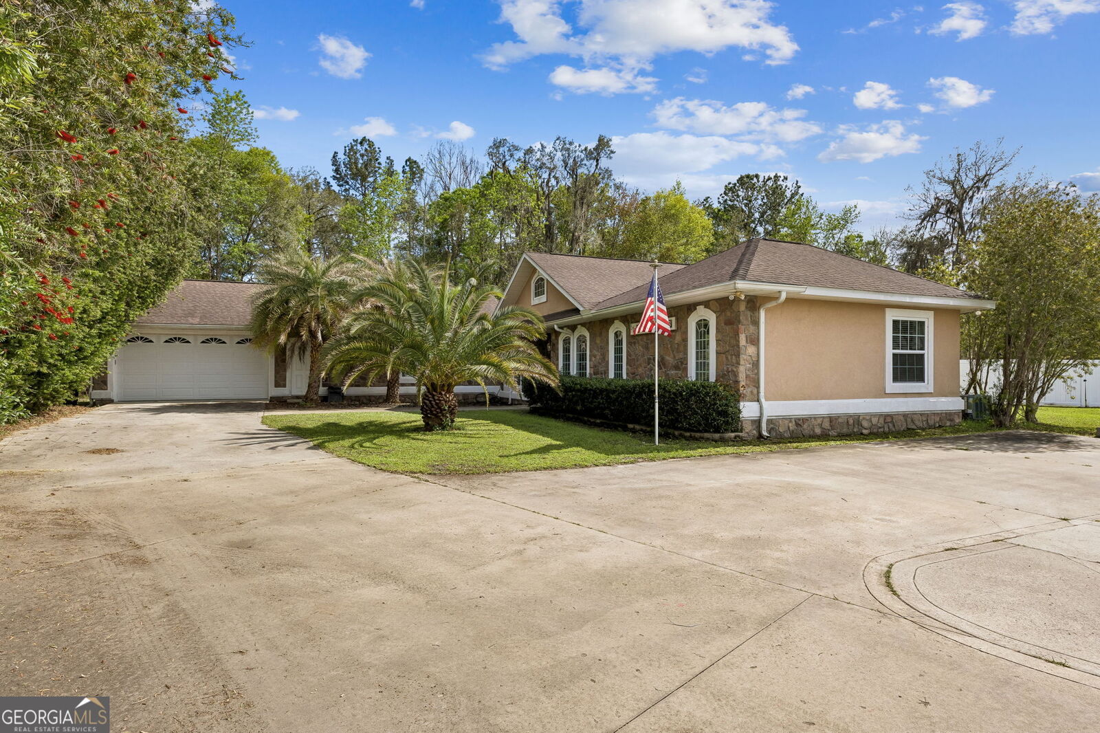 Property Photo:  515 Hide Away Lake Loop  GA 31548 