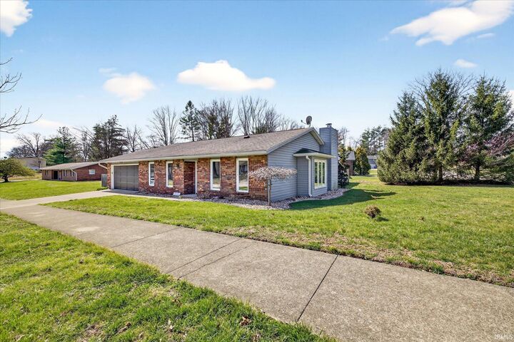 Property Photo:  3308 S Allendale Drive  IN 47401 