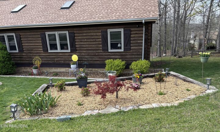 Property Photo: 16 Bingham Way TN 38558