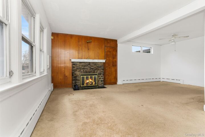 Property Photo:  3 Hill Street  NY 10801 