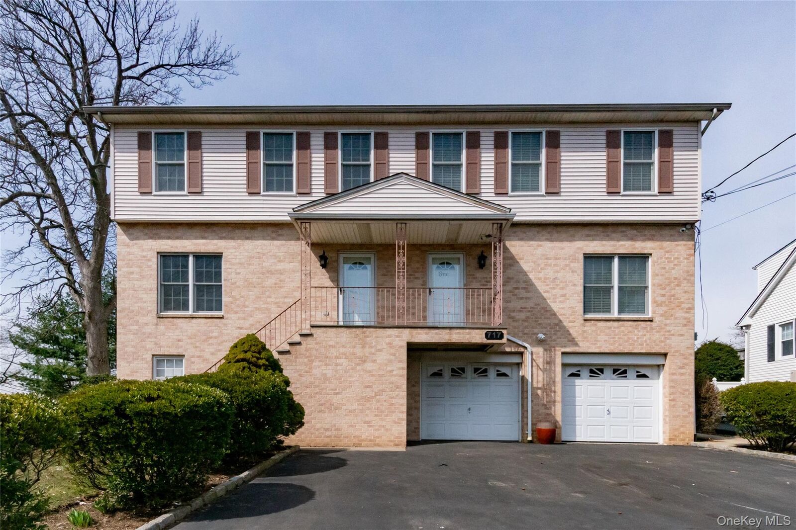 Property Photo:  717 Kimball Avenue  NY 10704 