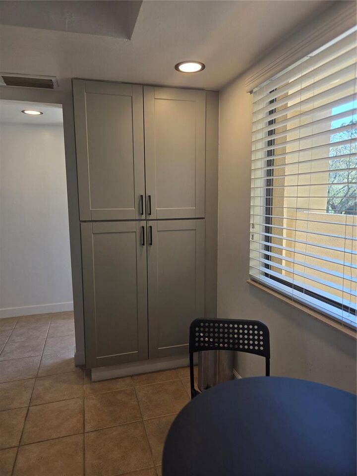 Property Photo:  3062 Eastland Boulevard 202  FL 33761 