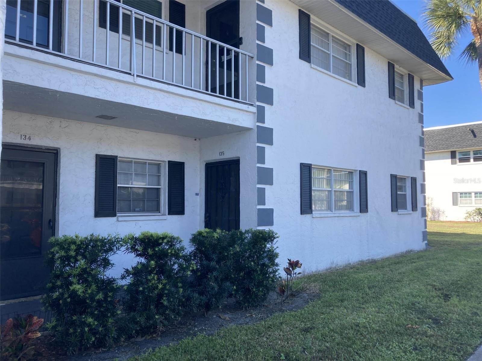 Property Photo: 202 47th Avenue Drive W 135 FL 34207