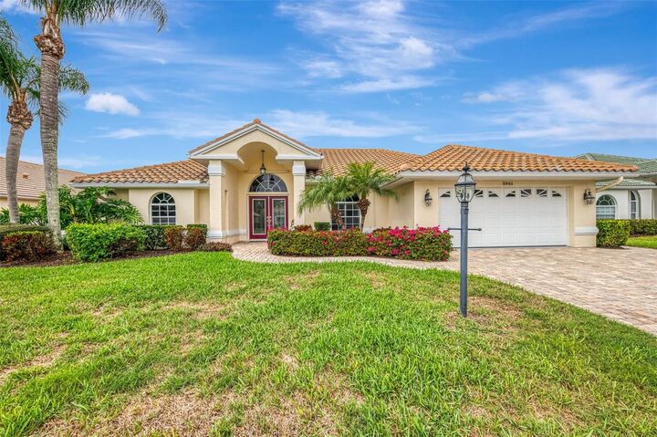 Property Photo:  5061 Seagrass Drive  FL 34293 