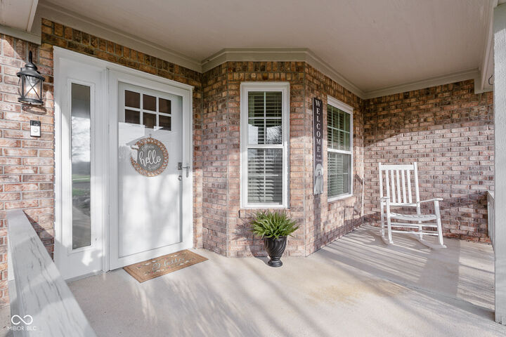 Property Photo: 8260 Henderson Ridge Drive IN 46158