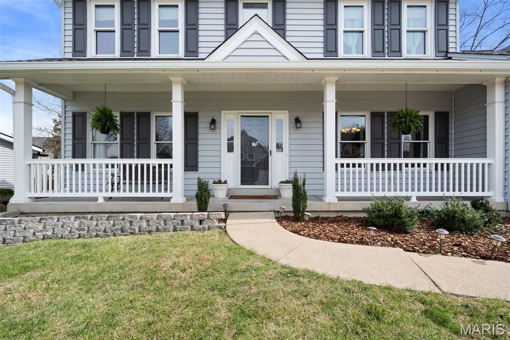 Property Photo:  424 Audubon Village Spur  MO 63040 