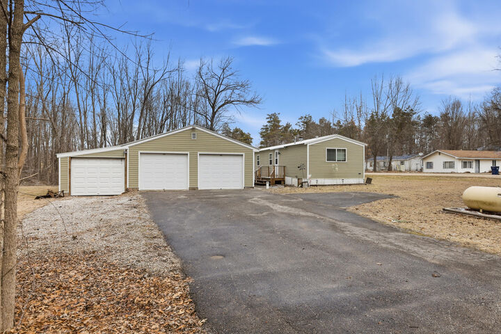 Property Photo:  5066 Madison Road  MI 49305 