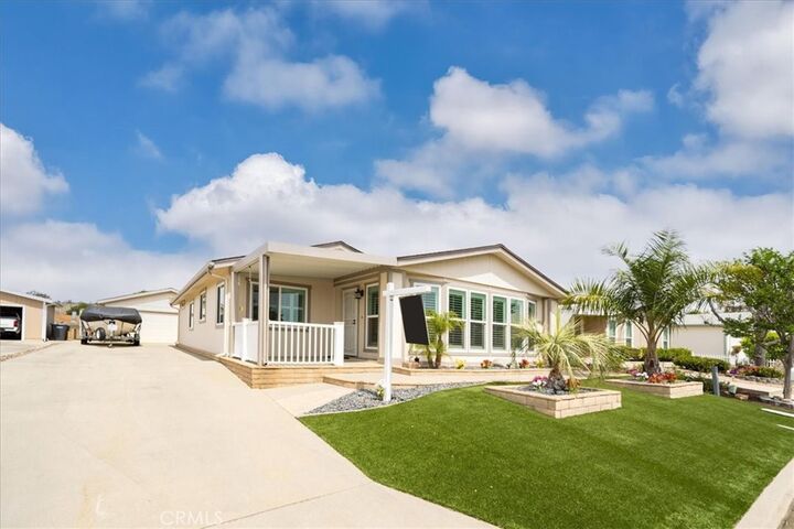 Property Photo: 29150 Calle Cisne CA 92563