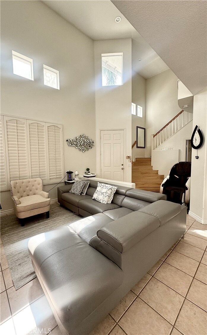 Property Photo:  13608 Greenoak Court  CA 90638 