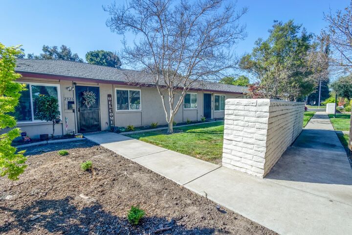 Property Photo:  2926 Fisher Court  CA 95207 
