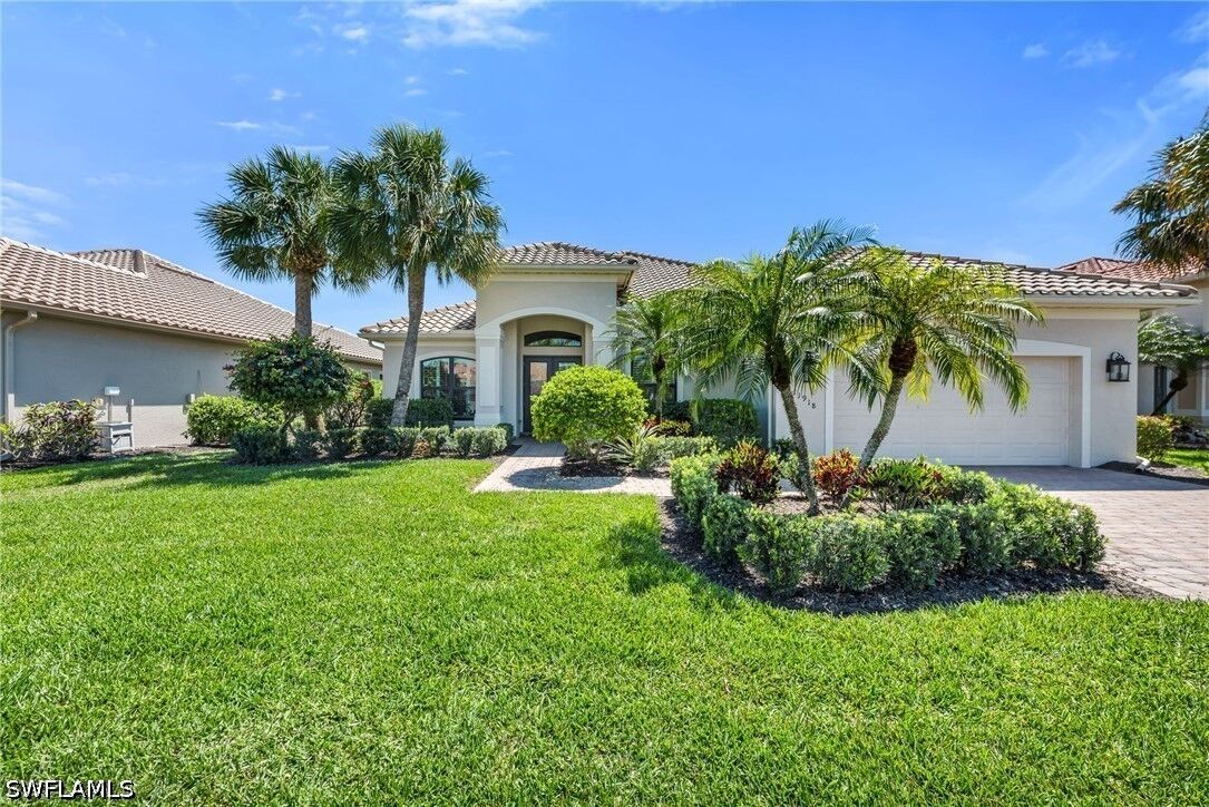 Property Photo: 11918 Heather Woods Court FL 34120