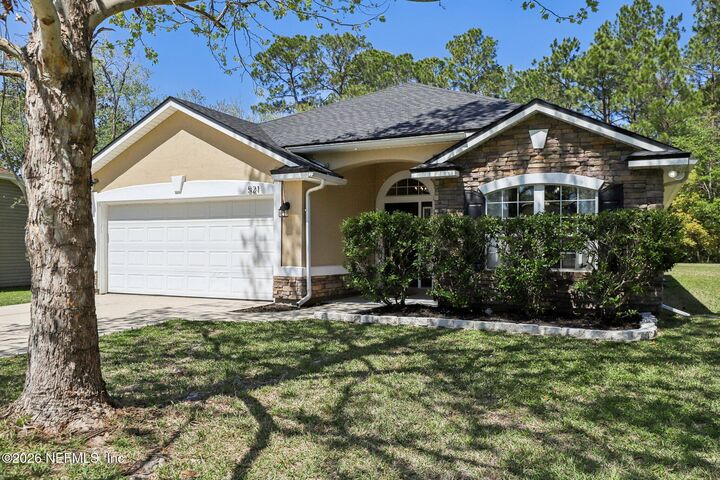 Property Photo:  521 Shamrock Avenue S  FL 32218 