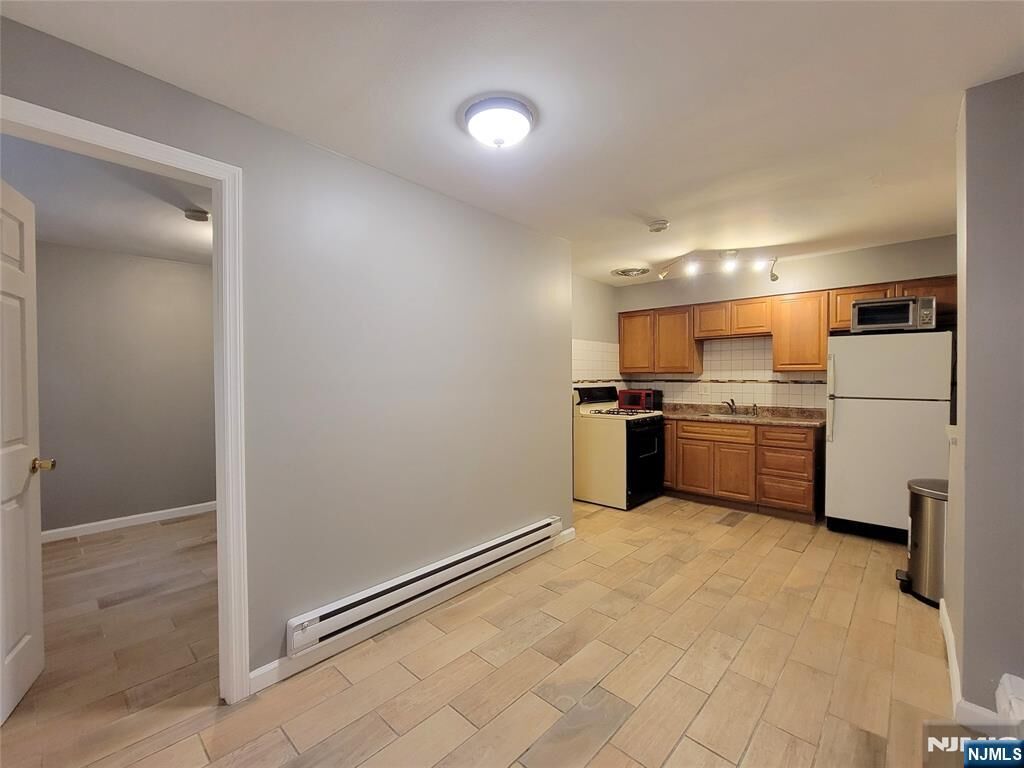 Property Photo: 423 2nd Street 1 NJ 07302