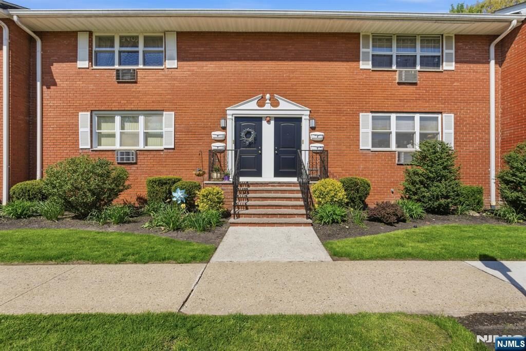 Property Photo: 45 Wilfred Street 6 NJ 07052