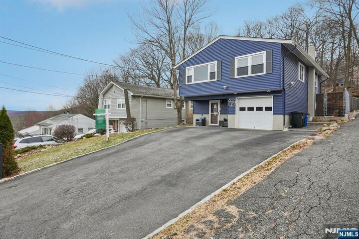 Property Photo:  47 Cherokee Avenue  NJ 07866 