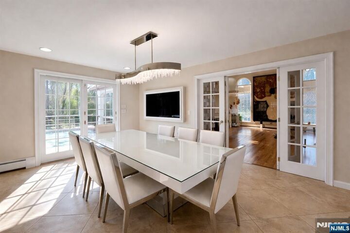 Property Photo:  61 Sun Valley Road  NJ 07446 