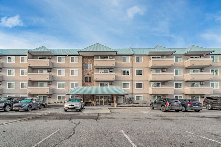 Property Photo: 3160 De Montreuil Court 411 BC V1W 3W3